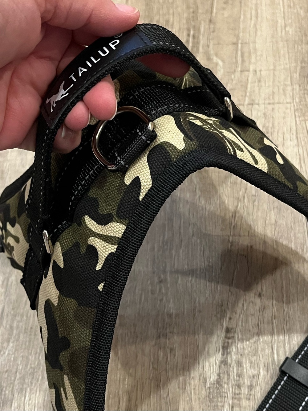 Tail Up Dog Harness - Green Camo Patterned Large - Picture 3 of 6